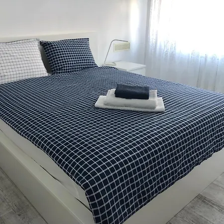 Cozy And Modern Krasno Selo, Free Parking דירה סופיה
