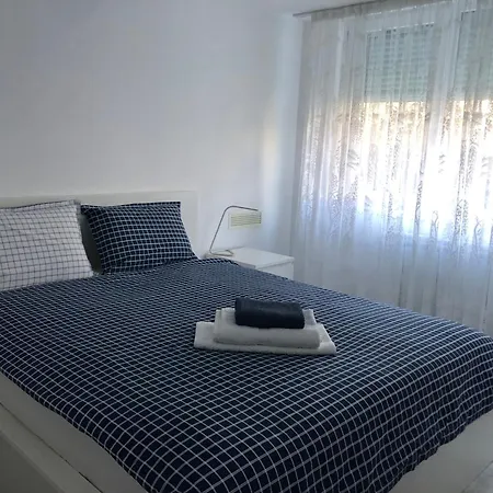 Cozy And Modern Krasno Selo, Free Parking Daire Sofya