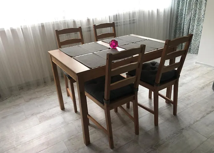 アパート Cozy And Modern Krasno Selo, Free Parking *