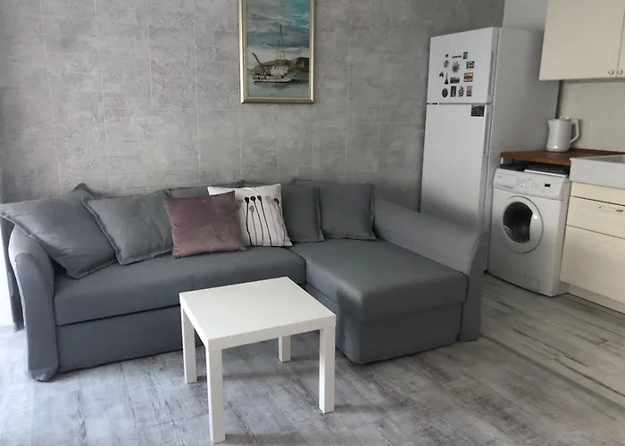 Cozy And Modern Krasno Selo, Free Parking ソフィア